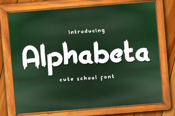 Alphabeta: A Display Font That Holds Its Own in Fast-Scrolling Feeds